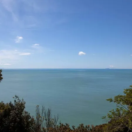 Punta Bianca - Stunning Seaview In Montemarcello Διαμέρισμα